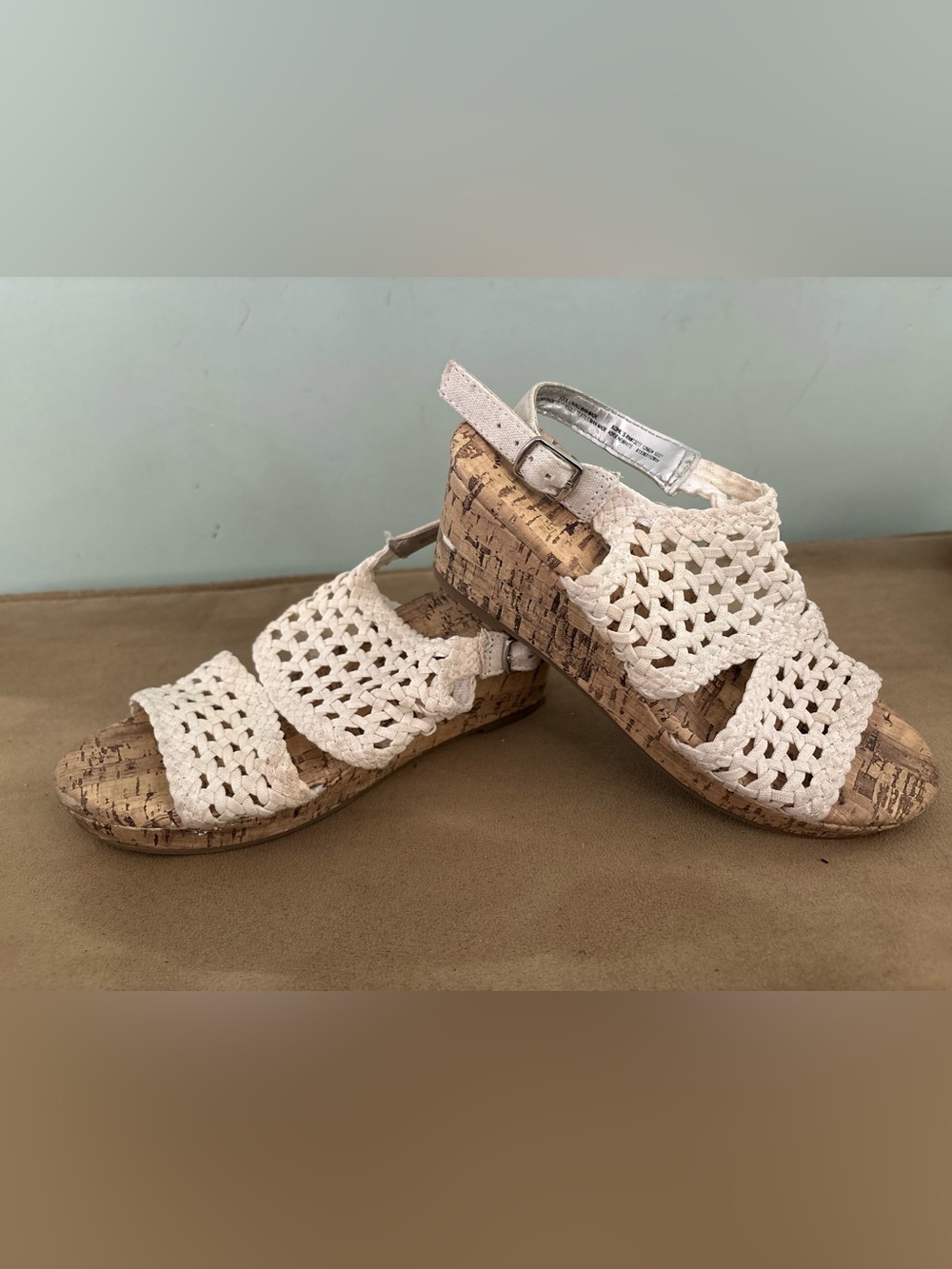 Girls sandals size 2